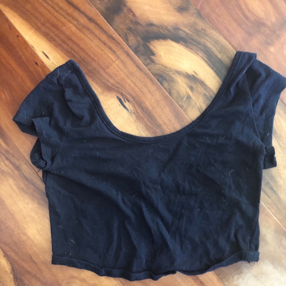 Black crop top